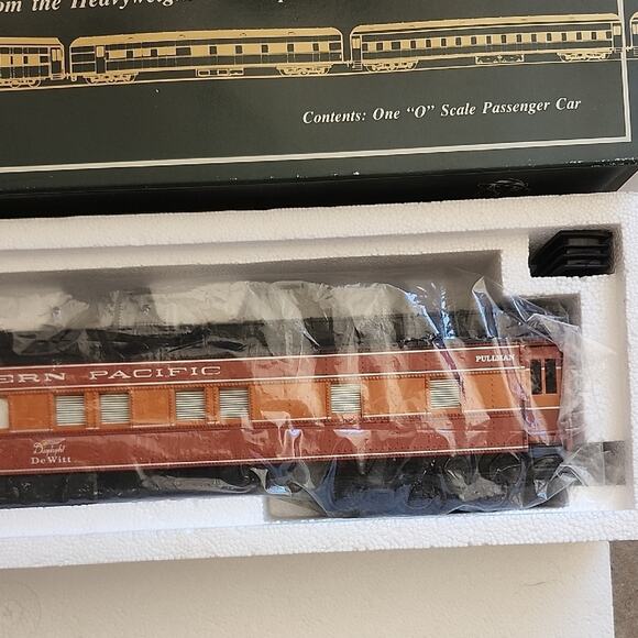 Southern Pacific Passenger Car - SP Daylight De WITT Pullman - Picture 3 of 4